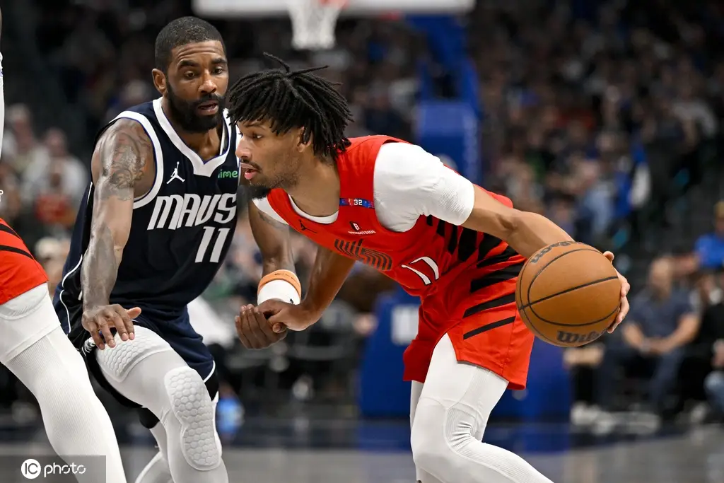 「76人大胜马刺,稳居榜首」的简单介绍 「76人大胜马刺,稳居榜首」的简单介绍