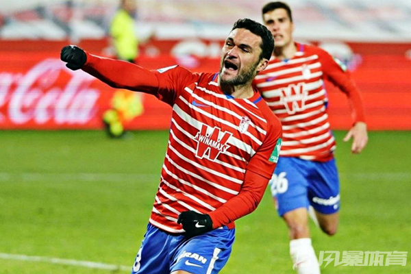 开运体育下载-包含格拉纳达客场大胜，保持不败记录的词条