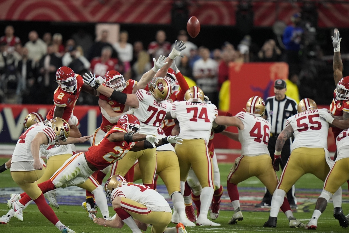 开运体育在线-惊心动魄！比赛末节逆袭，球队逆转获胜的简单介绍